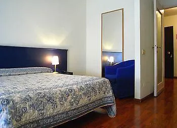 **** Hotel apartamentowy Residence Pola Mediolan Włochy